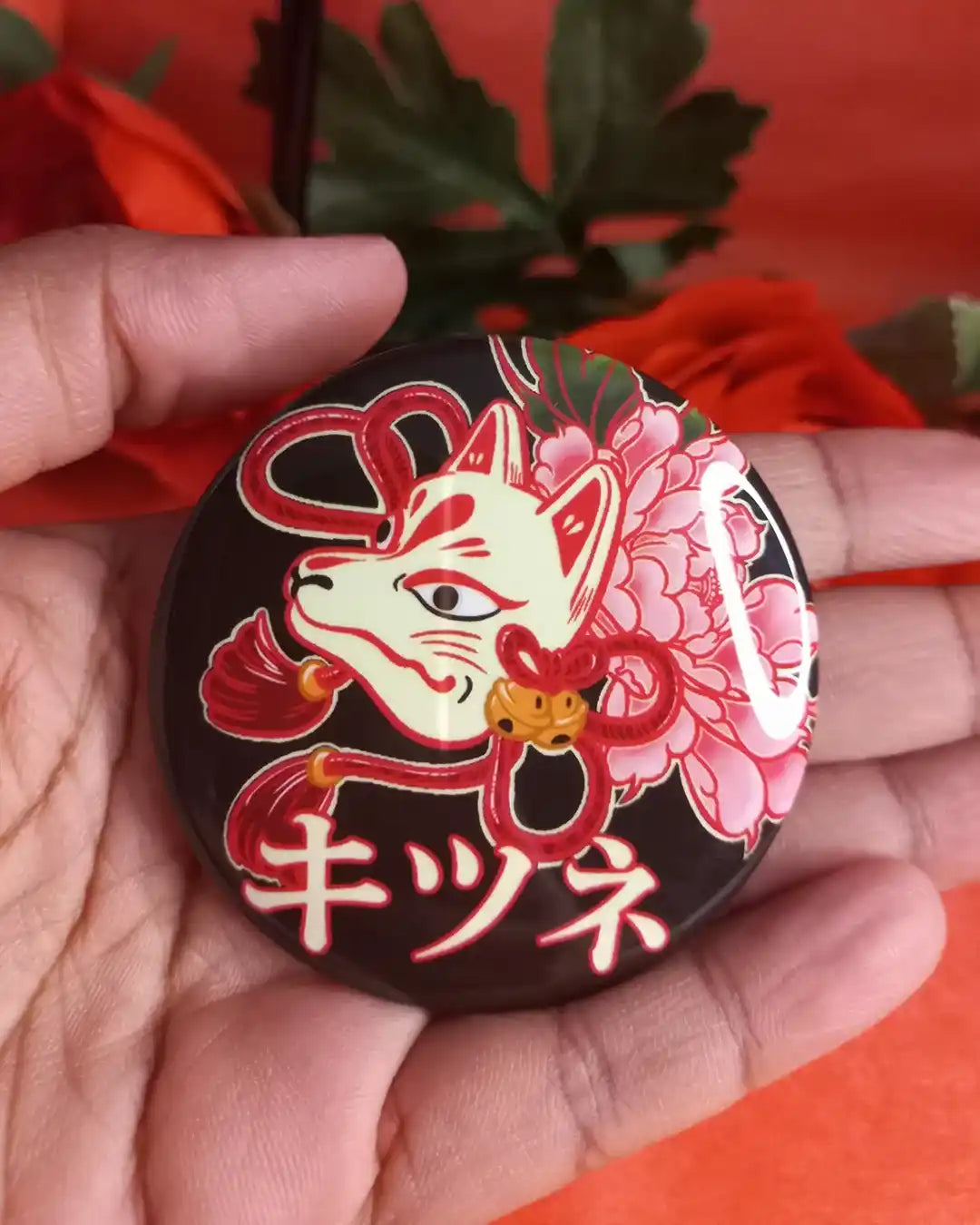 Badge Phosphorescent Kitsune