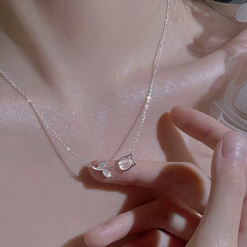 Collier Tulipe Argentée