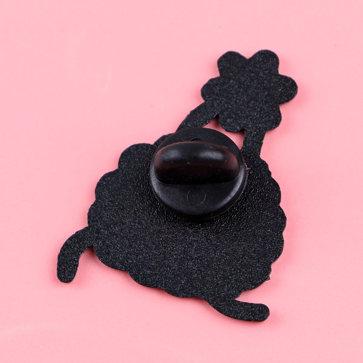 Pin's Susuwatari Ghibli #08 (3 modèles différents)