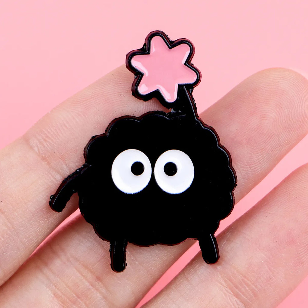 Pin's Susuwatari Ghibli #08 (3 modèles différents)