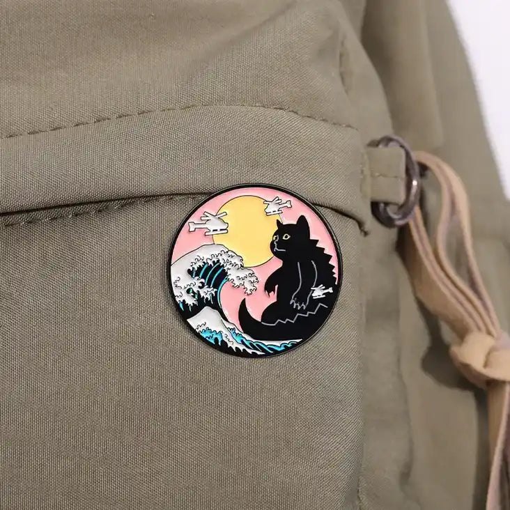 Pin's Vague de Kanagawa et NekoZilla