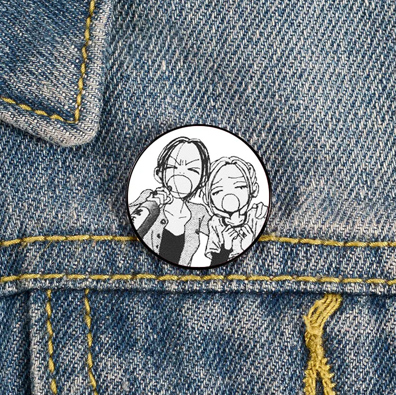 Pin's Nana et Hachi #01